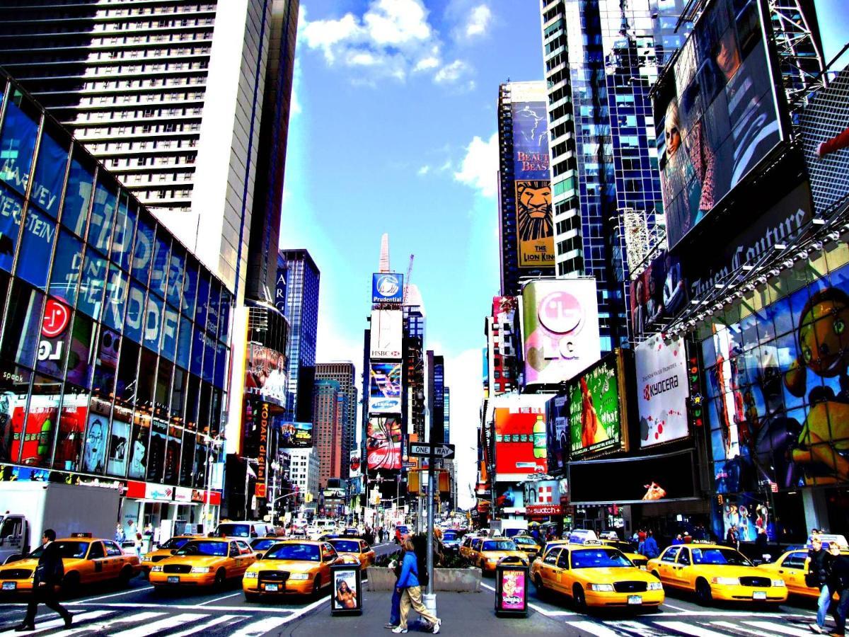 Holiday Inn Express - Times Square South By Ihg Ню Йорк Екстериор снимка