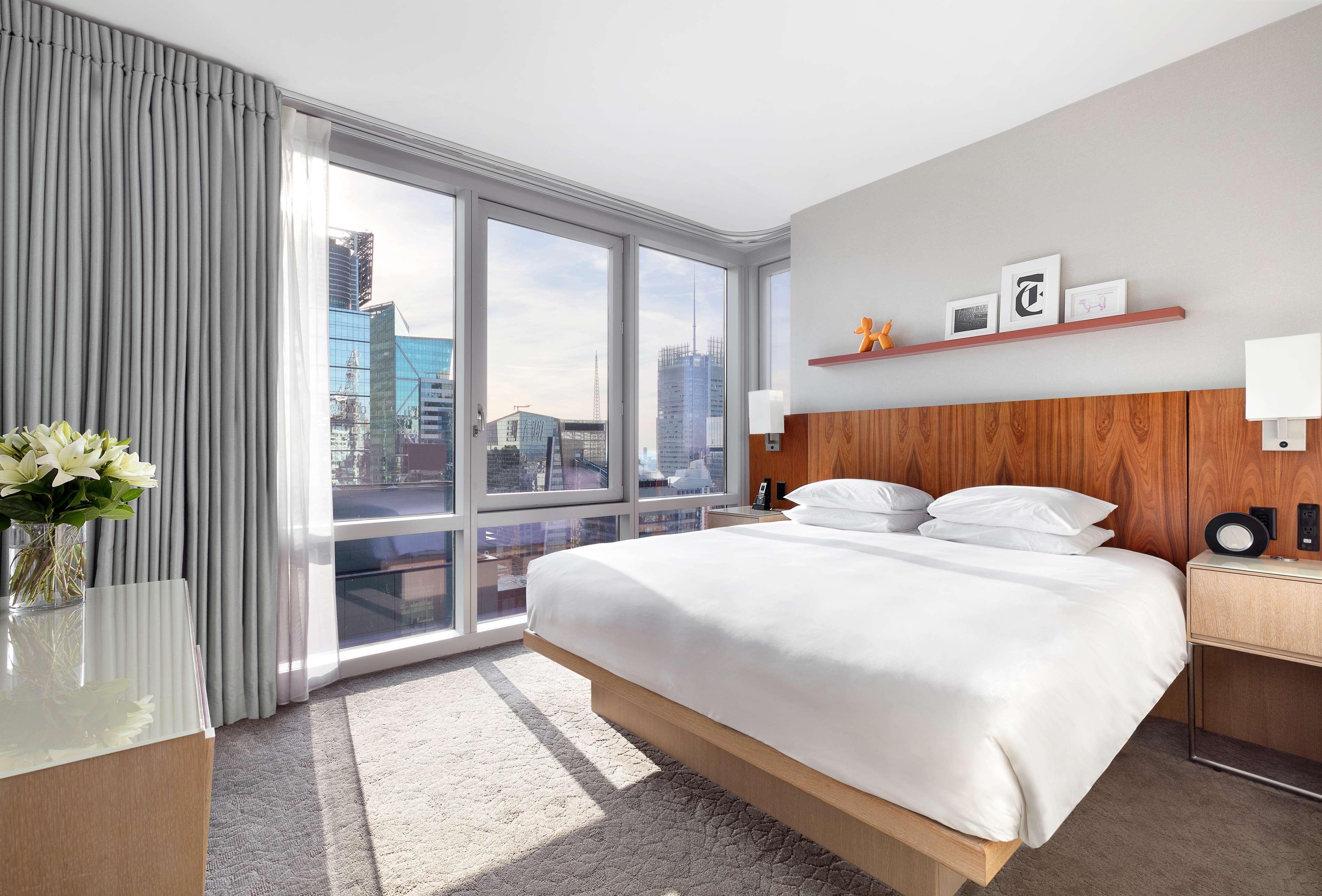 Holiday Inn Express - Times Square South By Ihg Ню Йорк Екстериор снимка
